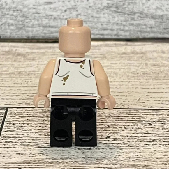 LEGO® Teenage Mutant Ninja Turtles™ 79119 VICTOR Minifigure - Picture 3 of 4